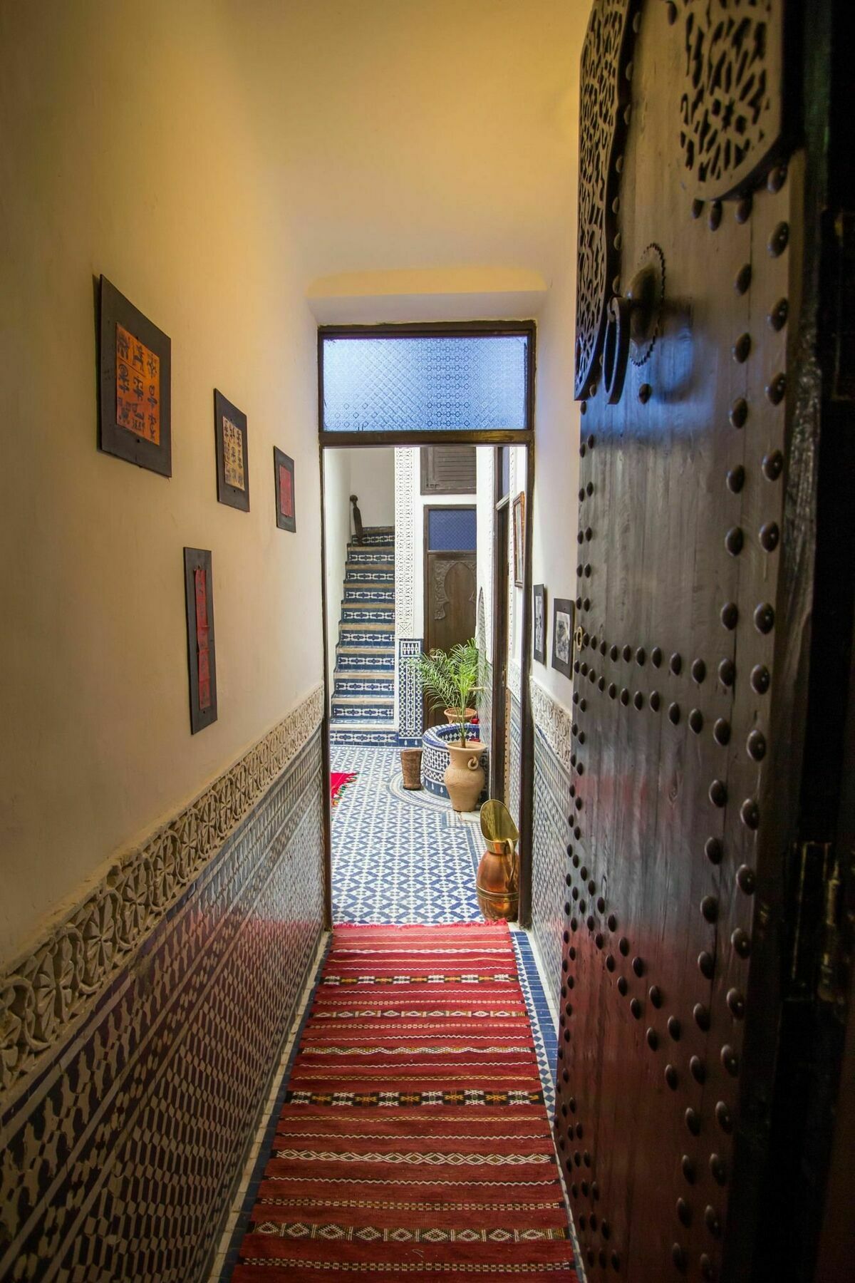 Riad Taha เฟส ภายนอก รูปภาพ