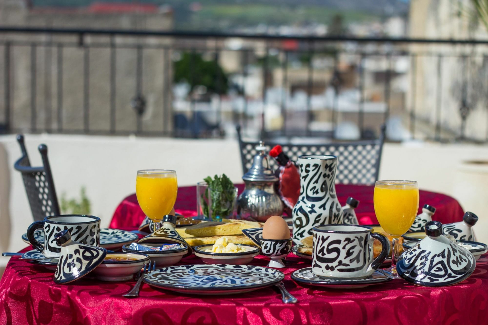 Riad Taha เฟส ภายนอก รูปภาพ